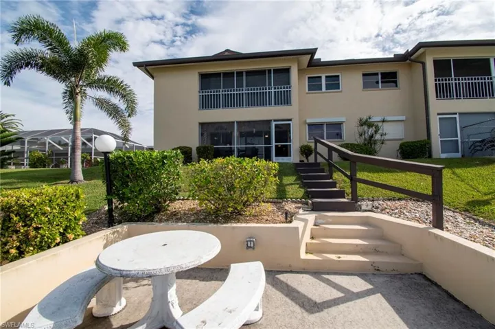 3612 Se 12th Ave 1, Cape Coral, Florida 33904