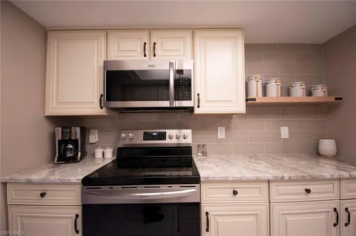 3612 Se 12th Ave 1, Cape Coral, Florida 33904
