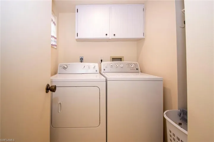 3612 Se 12th Ave 1, Cape Coral, Florida 33904