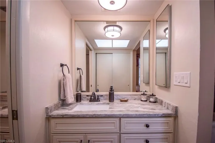3612 Se 12th Ave 1, Cape Coral, Florida 33904