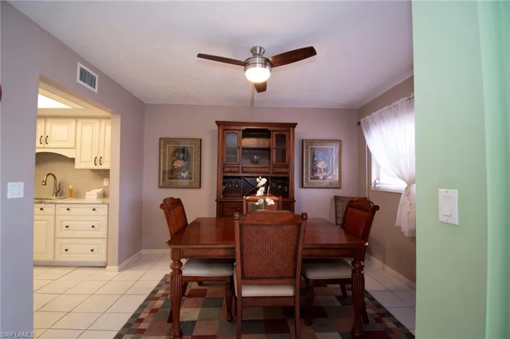 3612 Se 12th Ave 1, Cape Coral, Florida 33904