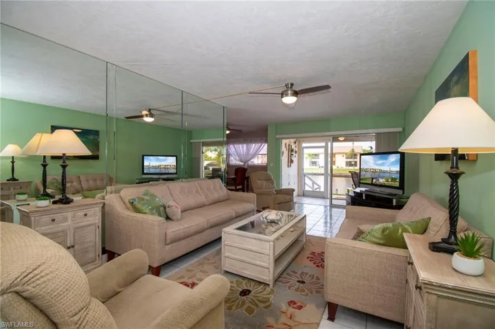 3612 Se 12th Ave 1, Cape Coral, Florida 33904