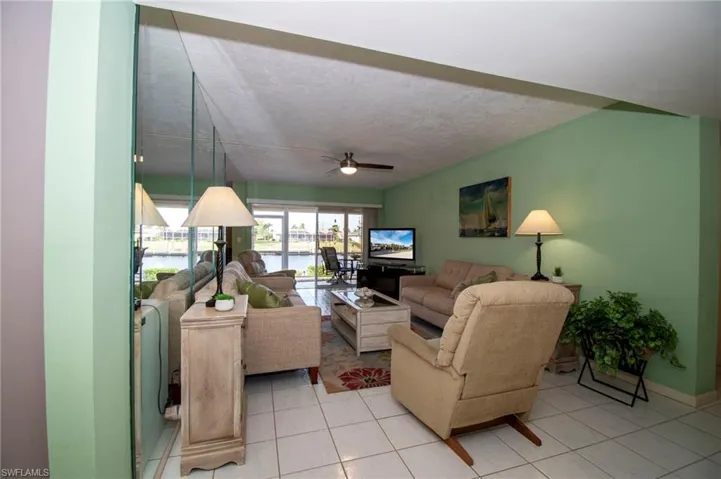 3612 Se 12th Ave 1, Cape Coral, Florida 33904