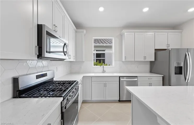 7433  Blue Salvia  DR, North Fort Myers, FL 33917