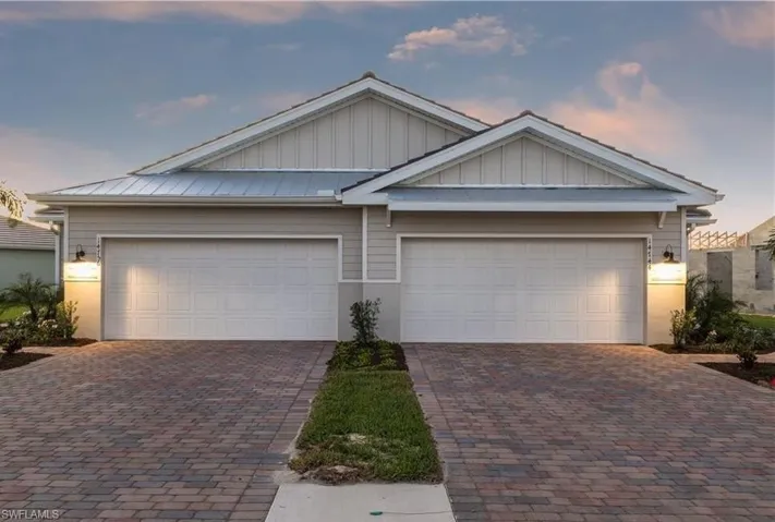 14594  Edgewater  CIR, Naples, FL 34114