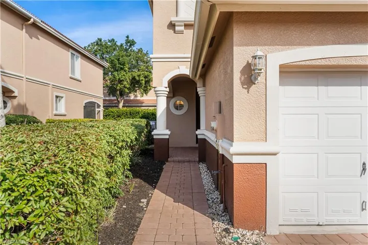 17513 Cherry Ridge Ln, Fort Myers, Florida 33967