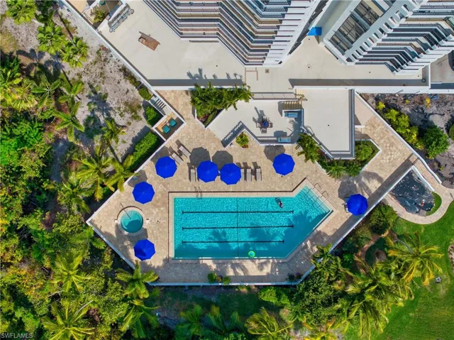 6001  Pelican Bay  BLVD, Naples, FL 34108