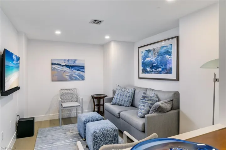 6001  Pelican Bay  BLVD, Naples, FL 34108