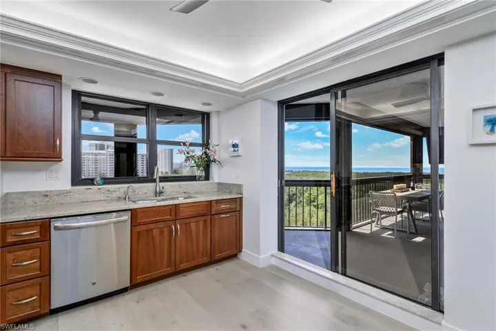 6001  Pelican Bay  BLVD, Naples, FL 34108