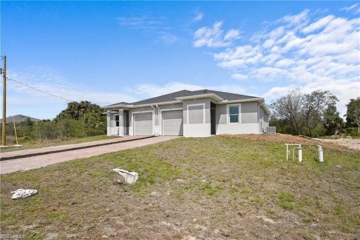 656  Grant  , Lehigh Acres, FL 33974