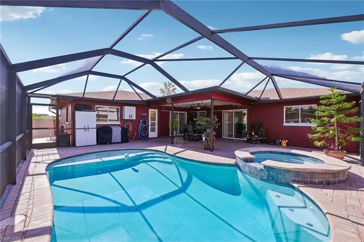 139 Se 30th St, Cape Coral, Florida 33904