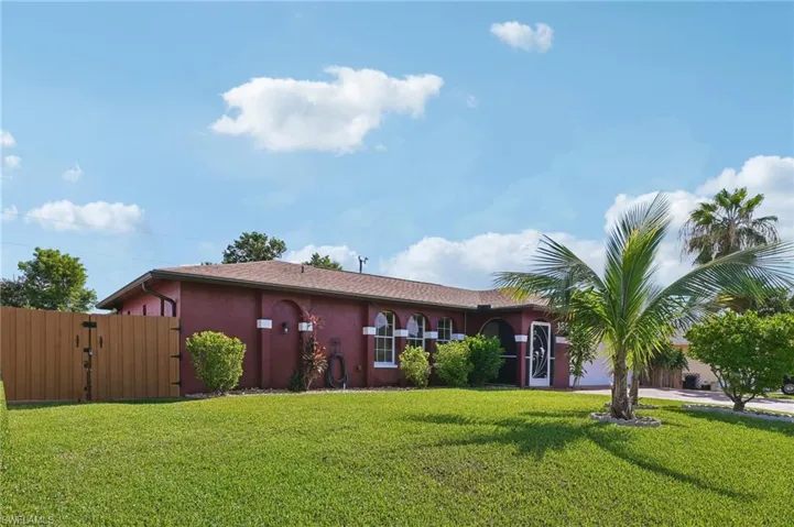 139 Se 30th St, Cape Coral, Florida 33904