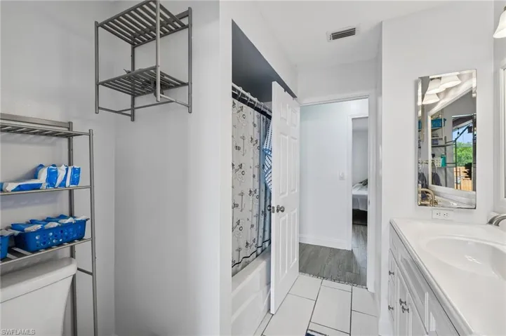 139 Se 30th St, Cape Coral, Florida 33904