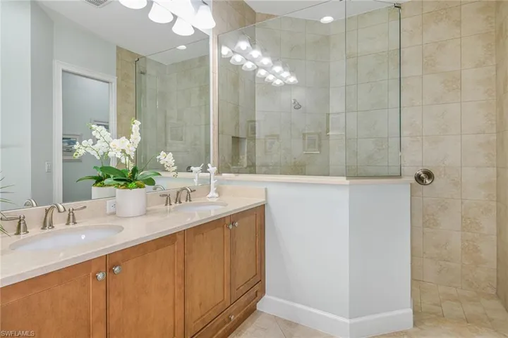 8857 Yucatan Ct, Naples Fl 34112