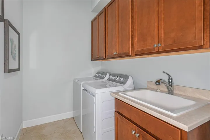 8857 Yucatan Ct, Naples Fl 34112