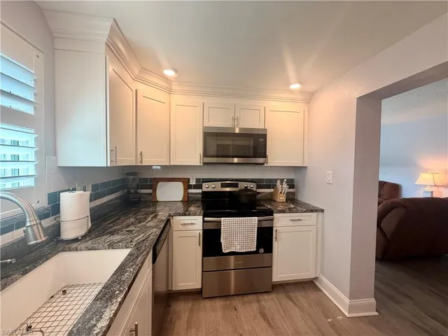 4912 Vincennes St 103, Cape Coral, Florida 33904