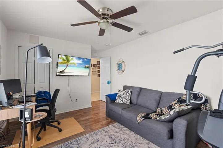 4th bedroom/office