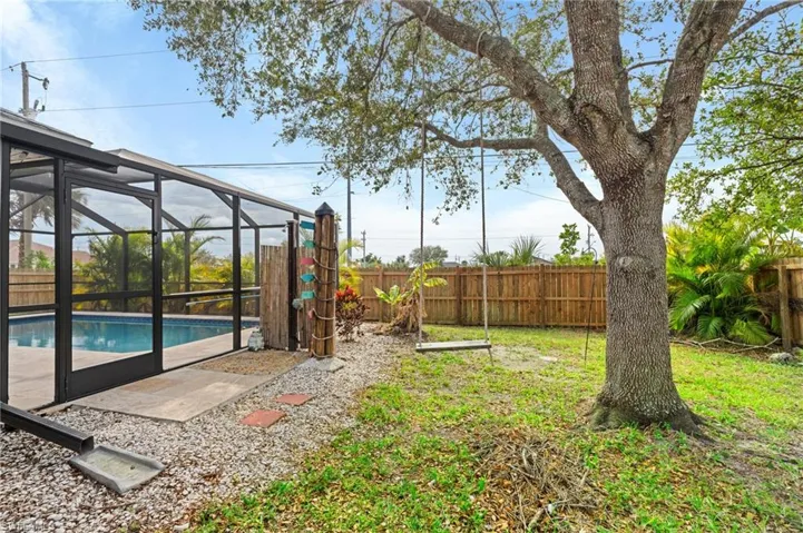 2210 NE 24th  TER, Cape Coral, FL 33909