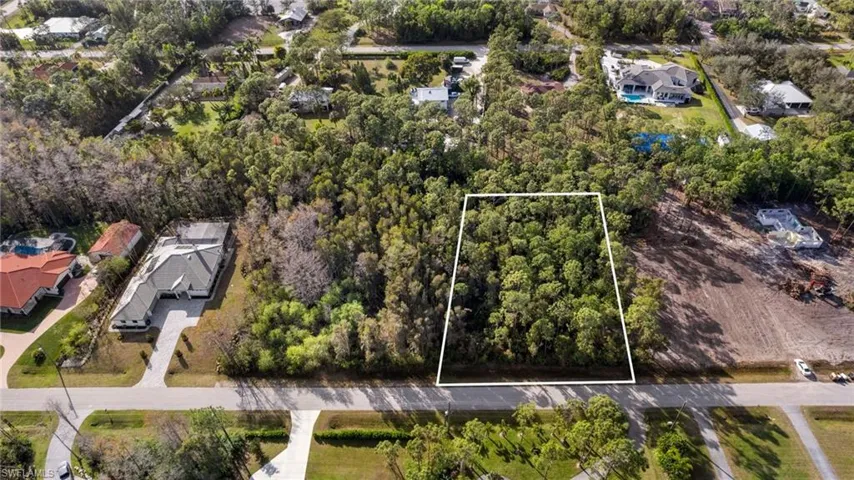 24344  Melaine  LN, Bonita Springs, FL 34135