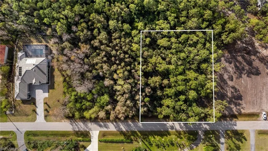 24344  Melaine  LN, Bonita Springs, FL 34135