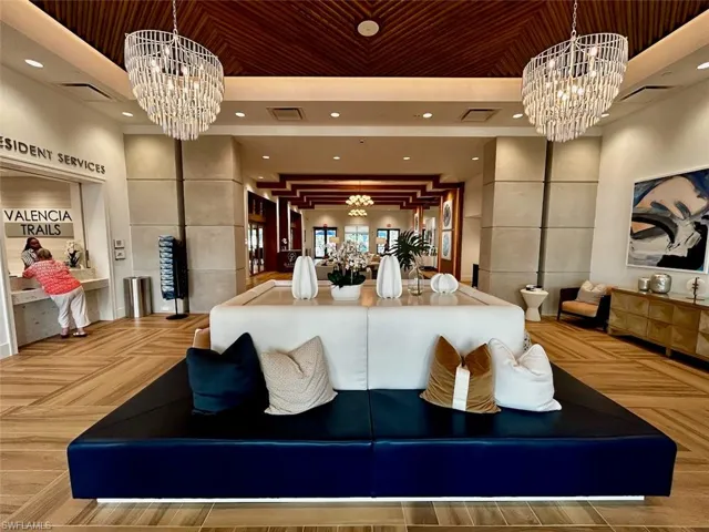 Community lobby with recessed lighting