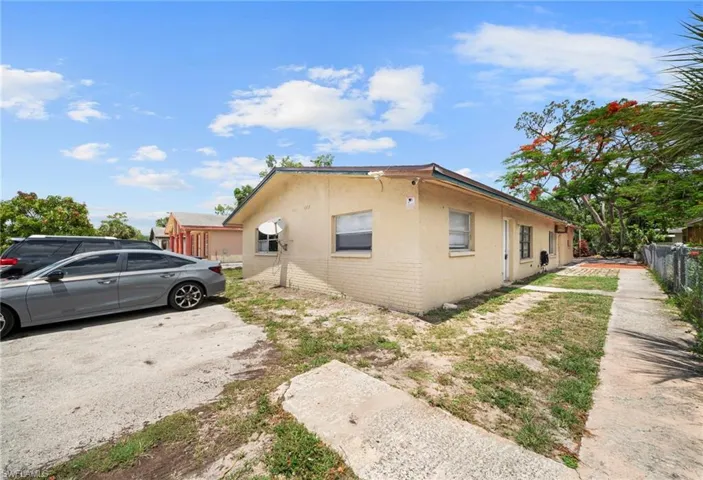 5553 5th Ave, Fort Myers, Florida 33907