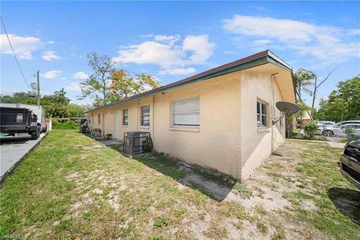 5553 5th Ave, Fort Myers, Florida 33907