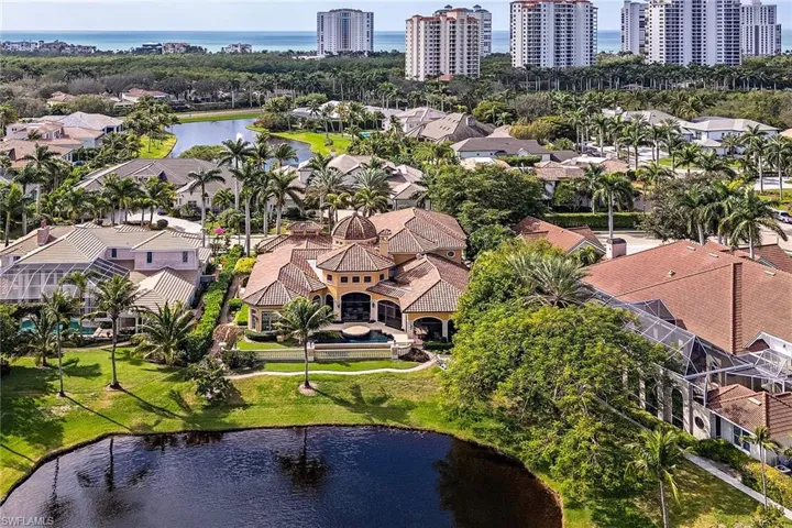 7234  Tory  LN, Naples, FL 34108