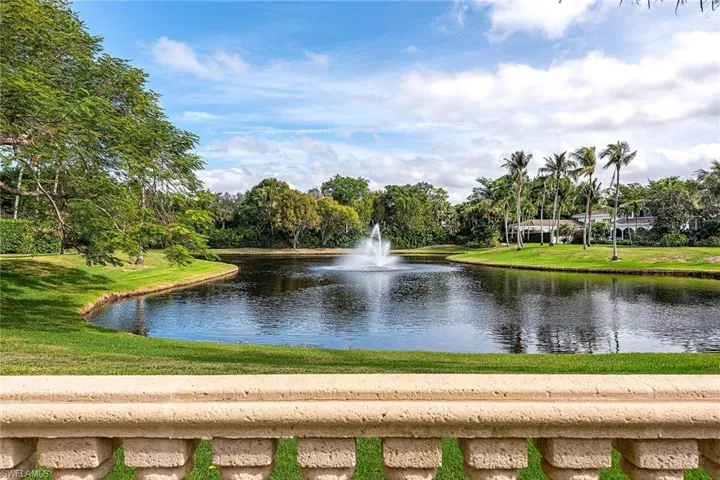 7234  Tory  LN, Naples, FL 34108