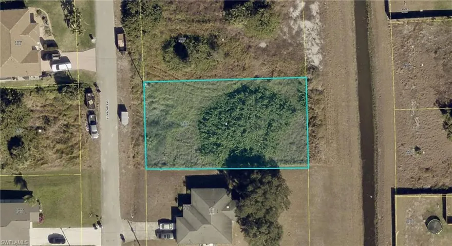 425 Pickford Ave, Lehigh Acres, Florida 33974