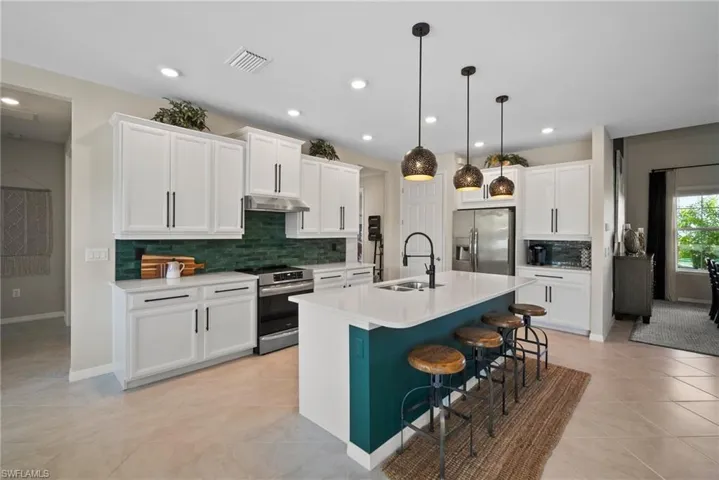 2622 SW 38th  ST, Cape Coral, FL 33914
