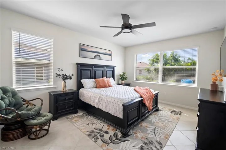 2622 SW 38th  ST, Cape Coral, FL 33914