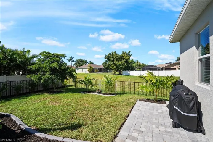2622 SW 38th  ST, Cape Coral, FL 33914