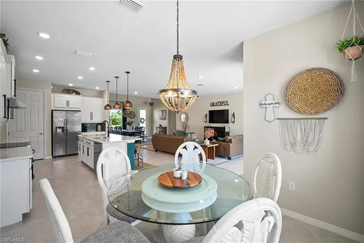 2622 SW 38th  ST, Cape Coral, FL 33914