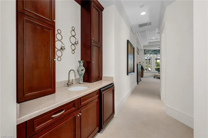 The custom morning bar is the perfect place to make your morning coffee or tea, as you get ready for your day of golfing or tennis!