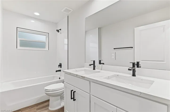 Spare bathroom #1
