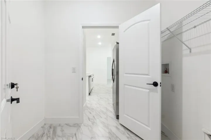 8 Cleat Ct, Placida, Florida 33946