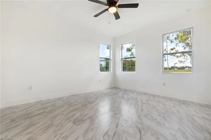 8 Cleat Ct, Placida, Florida 33946