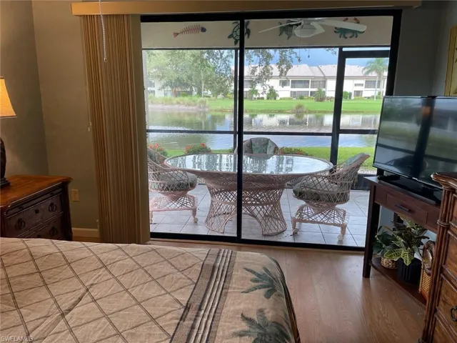 5650 Trailwinds Dr 111, Fort Myers, Florida 33907