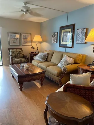 5650 Trailwinds Dr 111, Fort Myers, Florida 33907