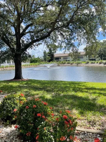 5650 Trailwinds Dr 111, Fort Myers, Florida 33907
