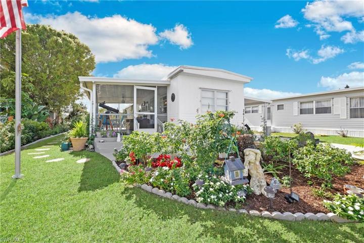 26171 Princess LN, BONITA SPRINGS FL 34135