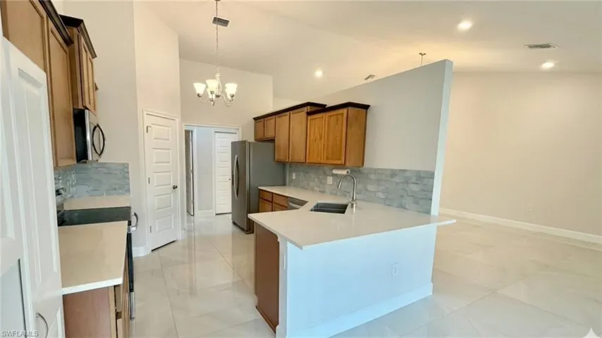 372 Rockland St, Lee, Florida 33972