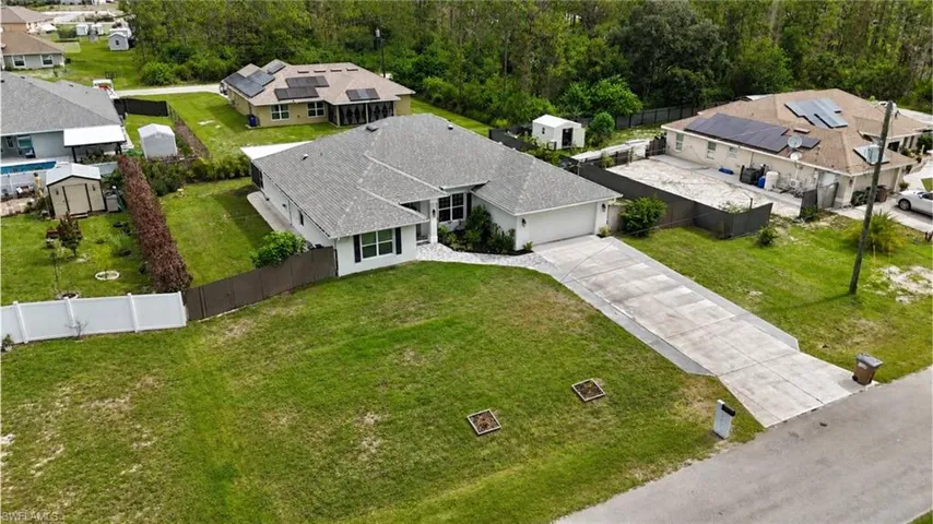 372 Rockland St, Lee, Florida 33972