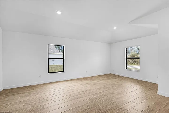 842 Gedeon Rd, Lehigh Acres, Florida 33974