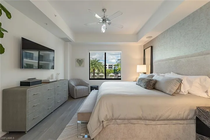 1111  Central  AVE, Naples, FL 34135