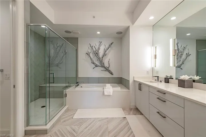 1111  Central  AVE, Naples, FL 34135