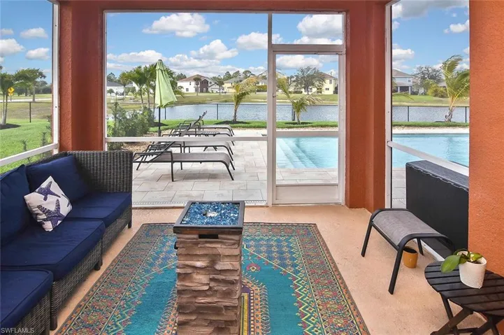 ...and the pool, to keep an eye on the kids.