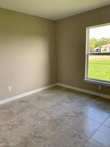 2413 Nw 29th St, Cape Coral, Florida 33993