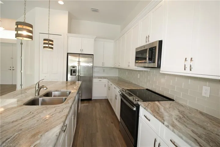 1401 49th Ter, Cape Coral, Florida 33914